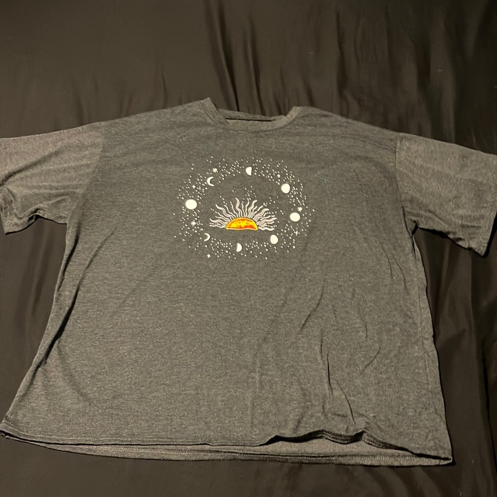 Gray men’s T-shirt